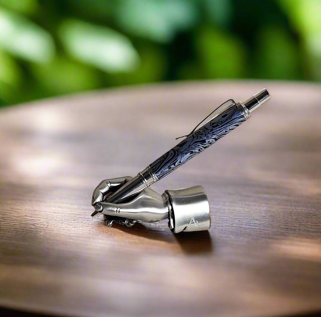 Pen: M3 Macro-Molecular Metal Clickable Pen with a Coyote Chrome Pen Kit